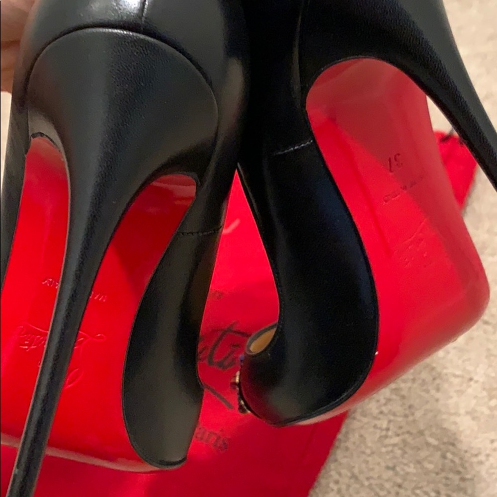 Christian Louboutin barley worn - Picture 6 of 8